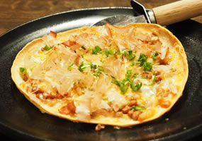 納豆PIZZA