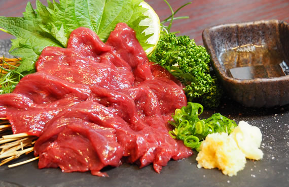 馬刺し（赤身）